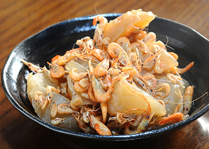 エビの出汁がジューシー！えび大根