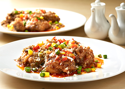 「凍結コイフィレ」を使う料理人 コイのチリソース煮