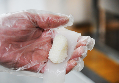 回天寿司　一平鮨　ヤリイカ握り