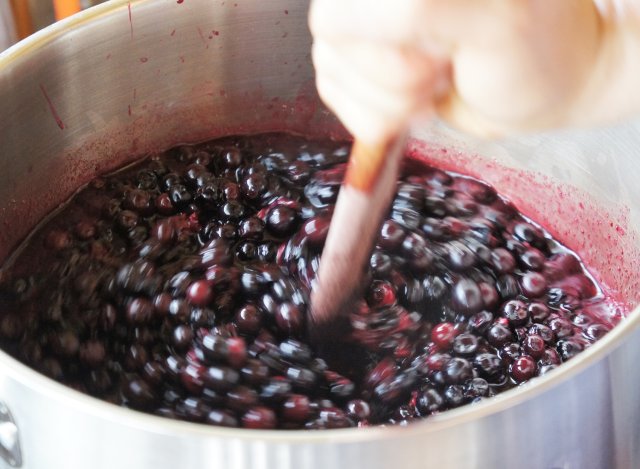 べりちゃん工房　加工風景②