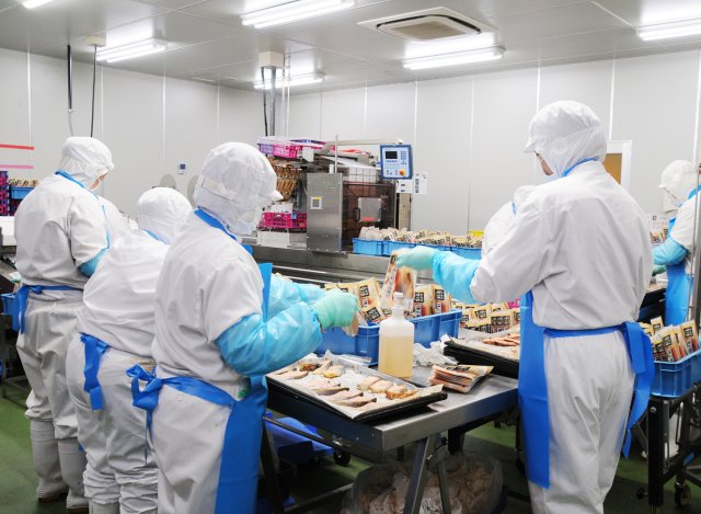 ダイカツ水産　工場内