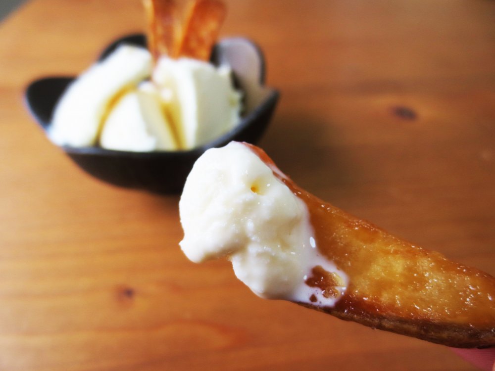 らぽっぽファーム おいも蜜けんぴとバニラアイスクリーム