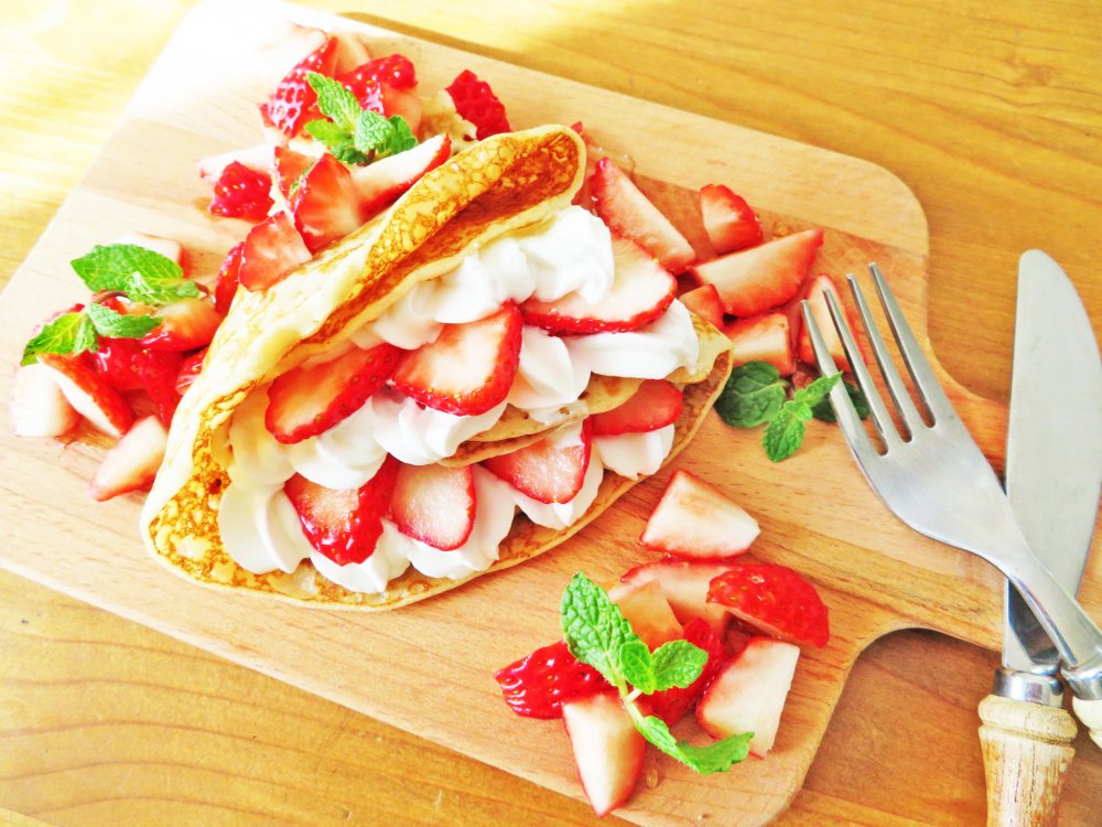 茨城県オリジナルいちご「ひたち姫」たっぷり!いちごクレープ
