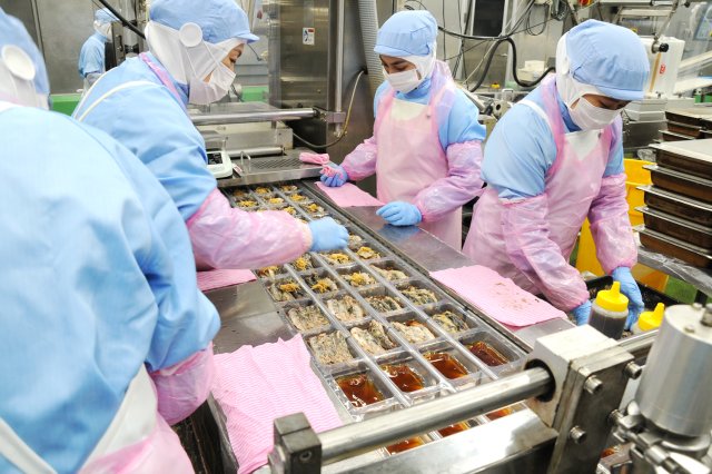 みうらやの工場内加工ライン