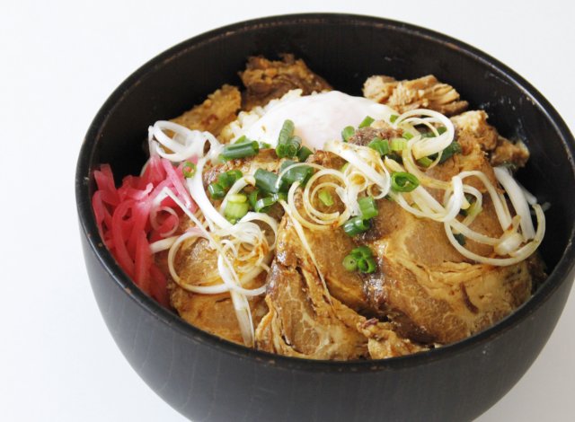 かざみ とろけるチャーシュー丼