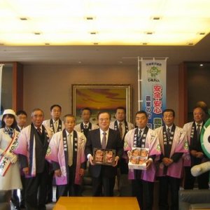 茨城町・ＪＡ水戸が県庁で「いちご」をＰＲ