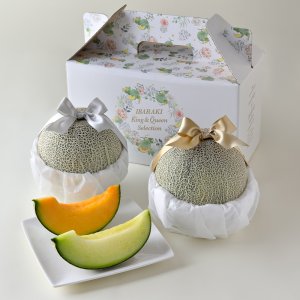 【5/18(水)～】メロン産地が厳選した青肉メロン×赤肉メロンのカップルセットを数量限定販売！